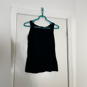 Gap Black sleeveless tank top
Size Medium
In great condition